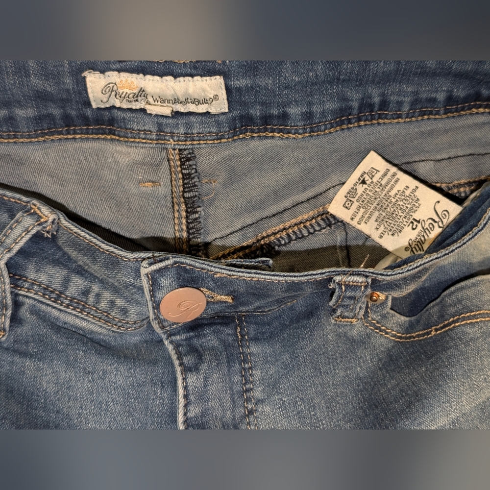 Women's Royalty blue jean shorts. NWOT. Sz 12 - Picture 3 of 4